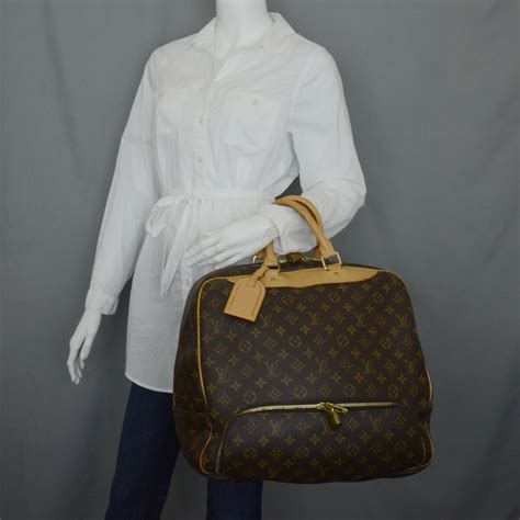 sport bag louis vuitton|Louis Vuitton evasion bag.